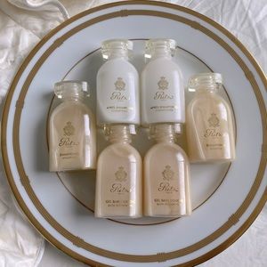RITZ PARIS 6 SET TOILETRIES